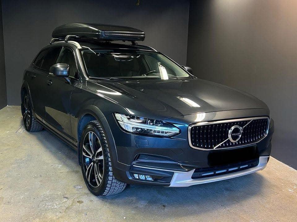 Volvo V90 Cross Country